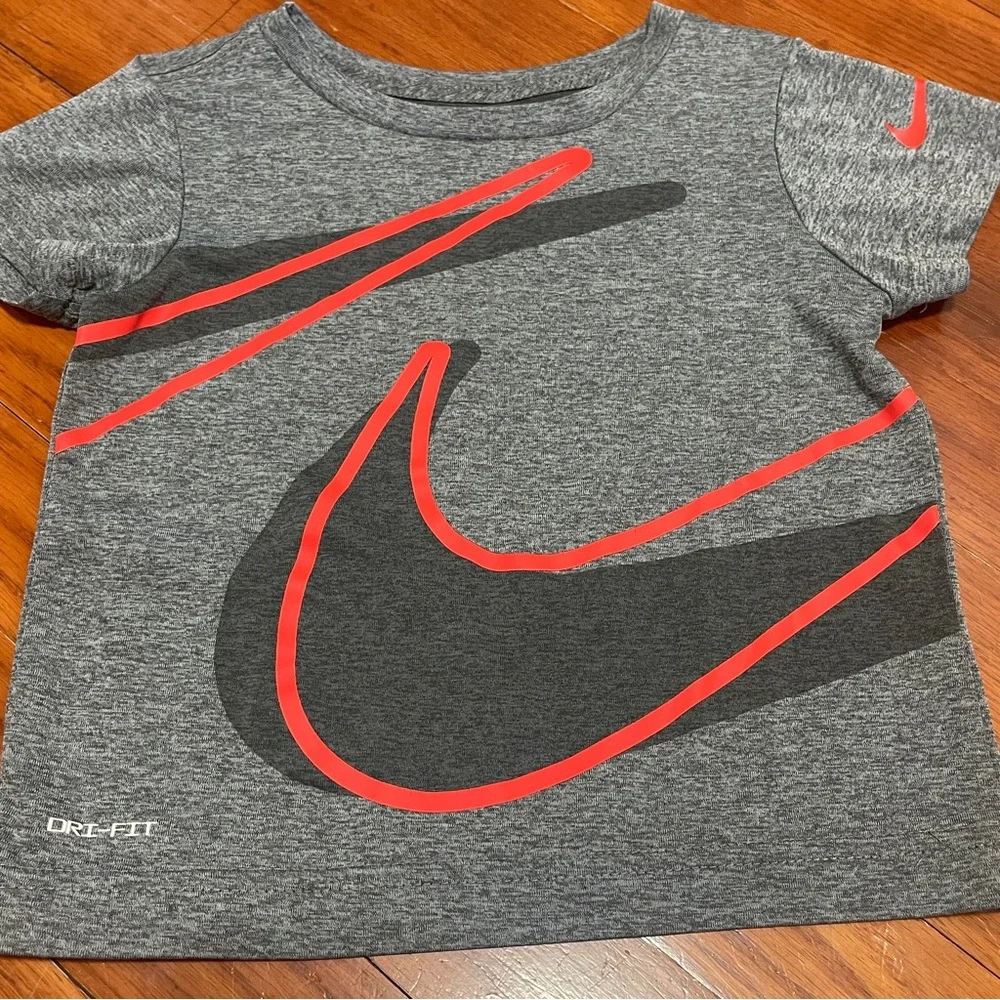 Nike Dri-FIT Toddler 3T 2-Piece Set Shirt & Athletic Shorts Gray Black Summer - Picture 2 of 10